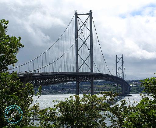 Forth Road Bridge 8J062D-04.JPG